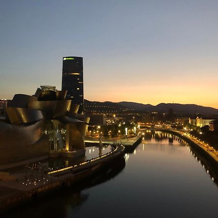 110 M2 Central Apartment In Abando Close To Guggenheim With Parking Bilbao Zewnętrze zdjęcie
