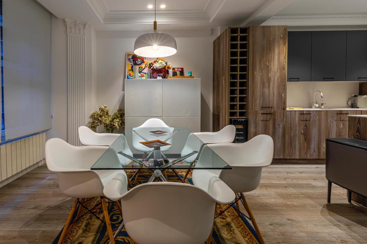 110 M2 Central Apartment In Abando Close To Guggenheim With Parking Bilbao Zewnętrze zdjęcie