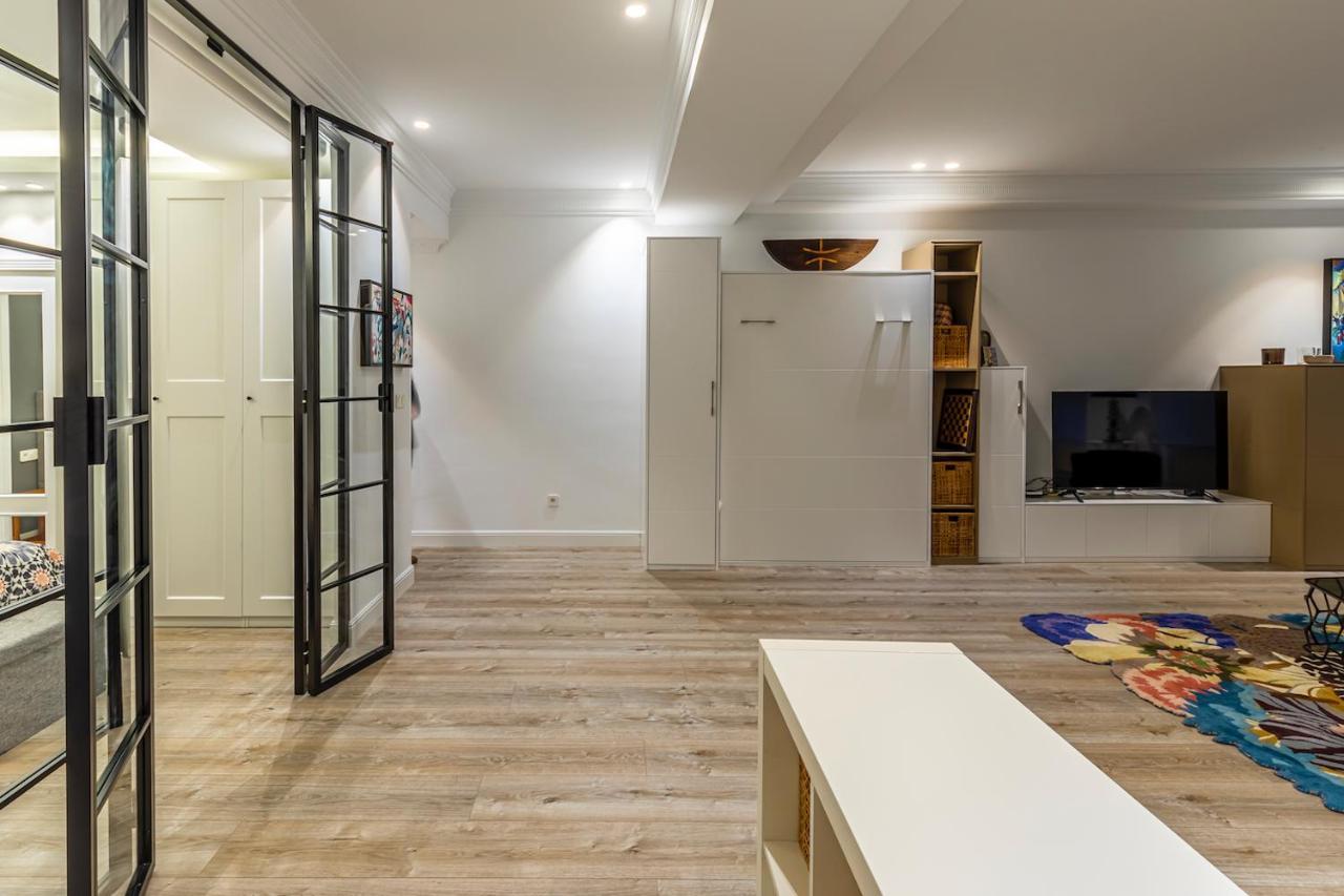110 M2 Central Apartment In Abando Close To Guggenheim With Parking Bilbao Zewnętrze zdjęcie
