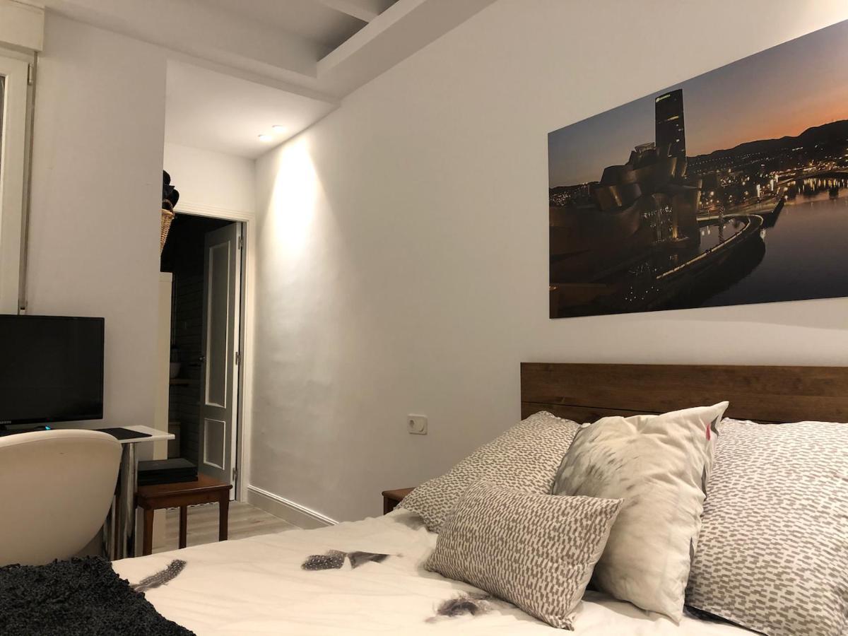 110 M2 Central Apartment In Abando Close To Guggenheim With Parking Bilbao Zewnętrze zdjęcie